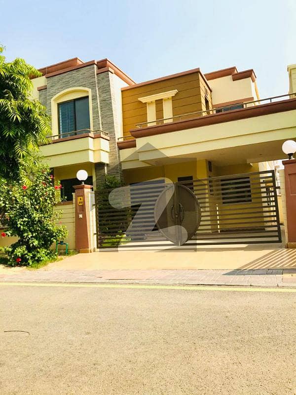 10 Marla Company Made Home On 150feet Road Available For Sale In Dream Gardens Lahore.