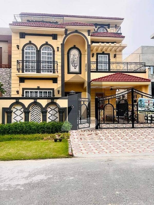 10 Marla Brand new House Available for sale in G block