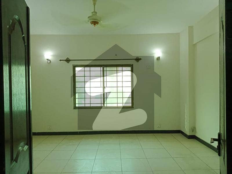 10 Marla 3 Bedroom Luxury Apartment Available In Just 80k | Askari 10 Lahore