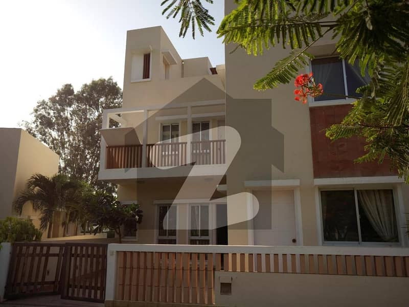 Naya Nazimabad - Block C House Sized 160 Square Yards For sale
