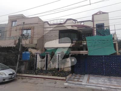 Looking For A House In Samanabad - Block N Lahore