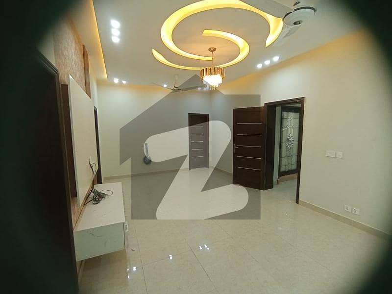 10 Marla { Upper Lock } Lower Portion For Rent In Dha Phase 1 Near Masjid Market Park
