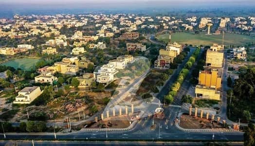 Buy your ideal 15 Marla Commercial Plot in a prime location of Faisalabad