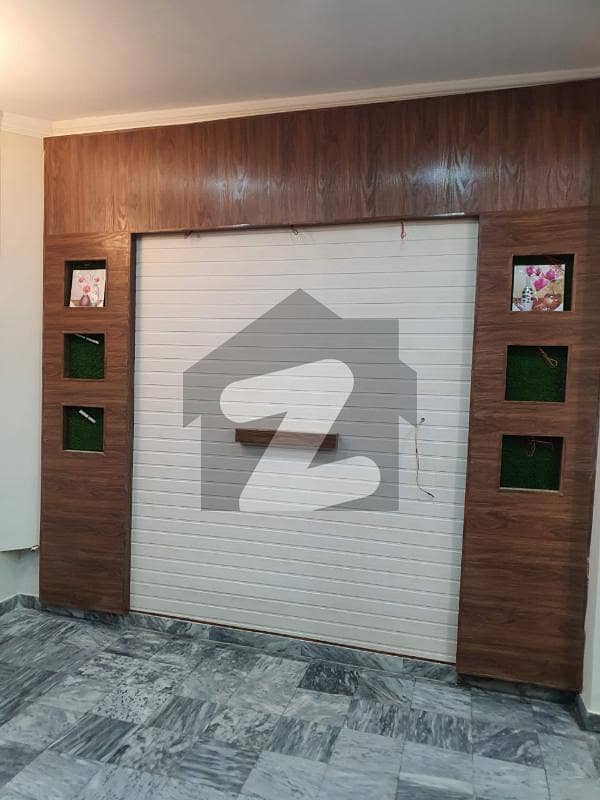 ائیر لائن ہاؤسنگ سوسائٹی لاہور میں 2 کمروں کا 10 مرلہ بالائی پورشن 45 ہزار میں کرایہ پر دستیاب ہے۔