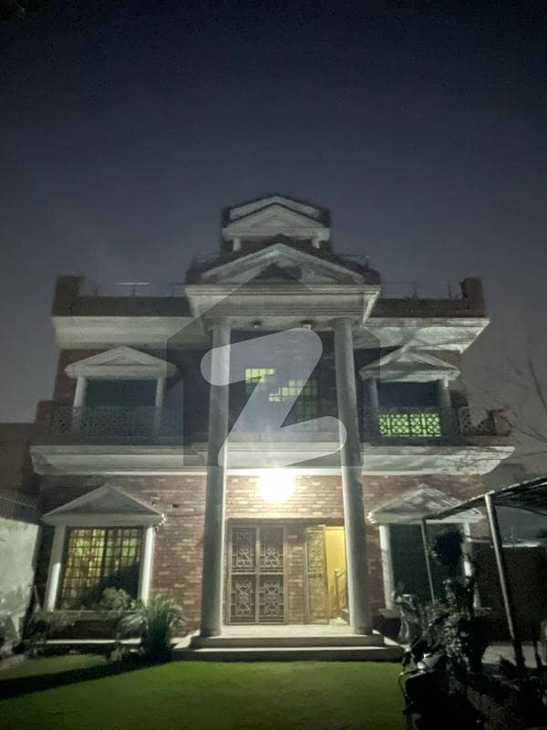 سبزہ زار سکیم ۔ بلاک سی سبزہ زار سکیم لاہور میں 7 کمروں کا 1 کنال مکان 5.95 کروڑ میں برائے فروخت۔