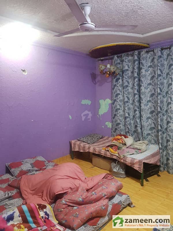 2nd Floor Flat Is Available For Sale 2nd Floor Flat Is Available For Sale