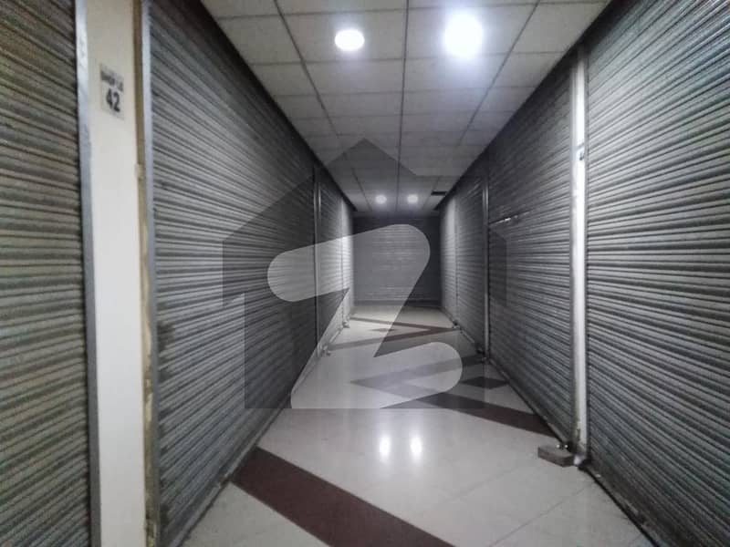 1000 Square Feet Shop For sale In MM Alam Road
