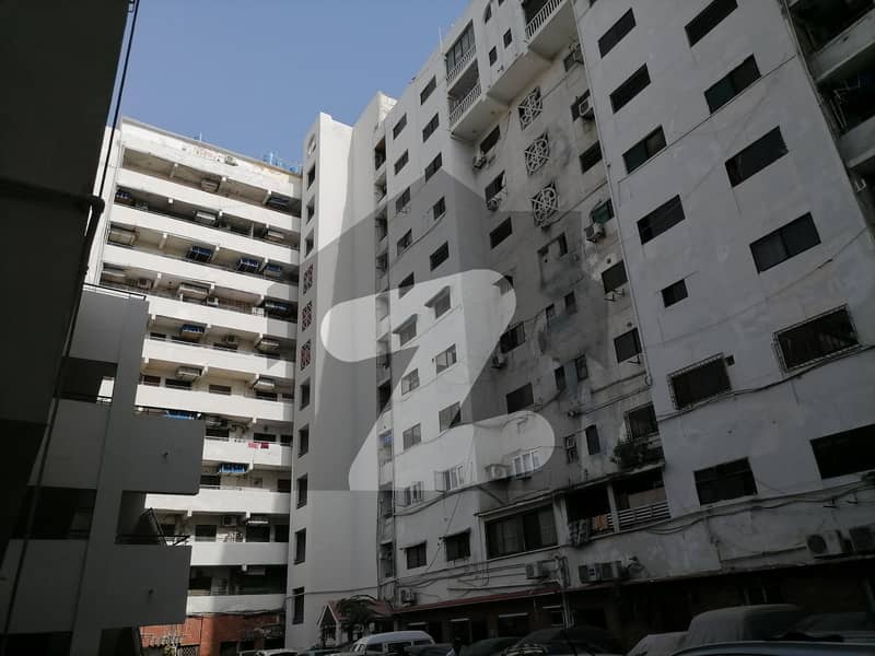 1500 Square Feet Flat For sale In Clifton - Block 2