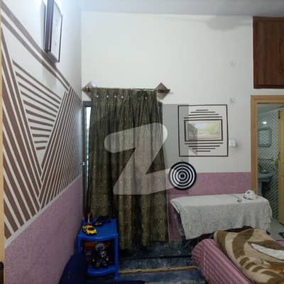 ثمر زر ہاؤسنگ سوسائٹی راولپنڈی میں 2 کمروں کا 5 مرلہ مکان 60 لاکھ میں برائے فروخت۔