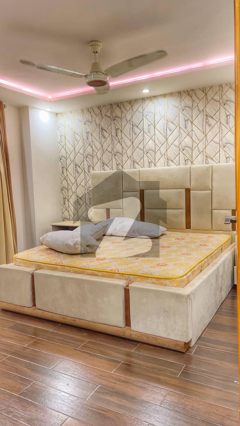 شاہ جمال لاہور میں 2 کمروں کا 4 مرلہ فلیٹ 1 لاکھ میں کرایہ پر دستیاب ہے۔