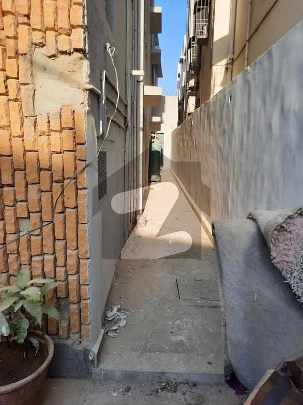 Prime Location North Nazimabad - Block C House Sized 400 Square Yards
