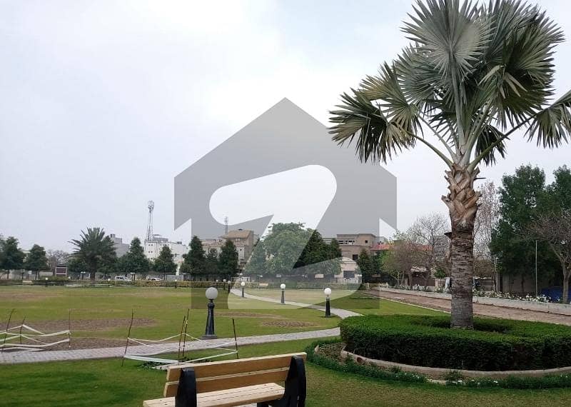 10 Marla House Ground Floor Portion Available For Rent In Wapda City Faisalabad