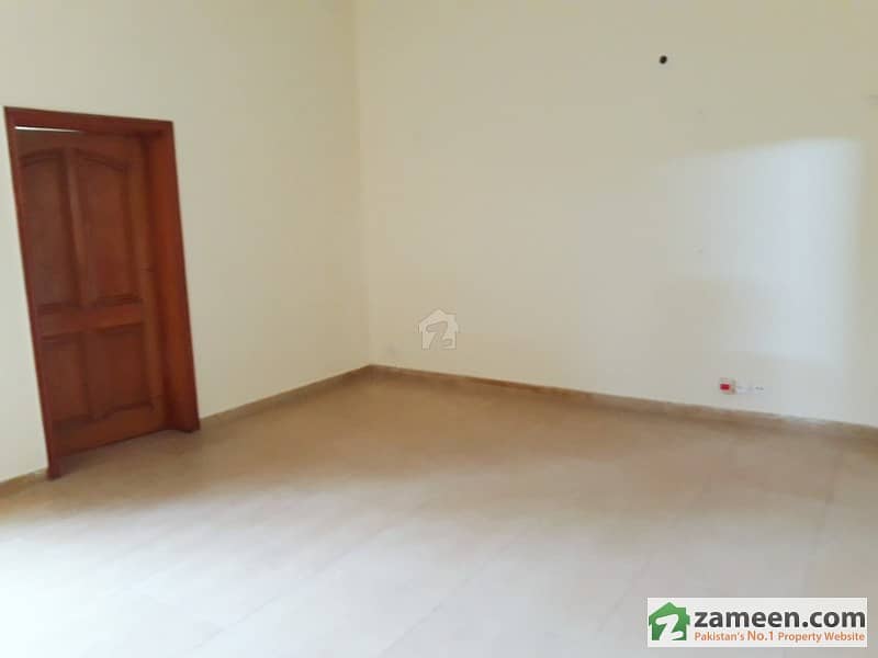 Beautiful 2 Kanal Full House Available In Dha For Rent At Ideal Location