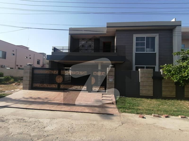 Buy your ideal Prime Location 1 Kanal House in a prime location of Multan