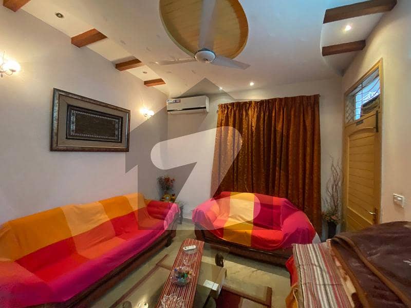 Johar Town Phase 2 Block R 1 4 Marla Lower Portion 1 Bedroom Drawing Room Tile Flore Rent Demand 28000