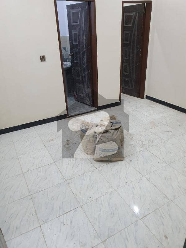 محمود آباد کراچی میں 2 کمروں کا 3 مرلہ فلیٹ 38 لاکھ میں برائے فروخت۔