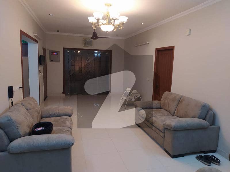 West Open Corner Flat Of 1800 Sq For Sale On Allama Iqbal Road, Pechs