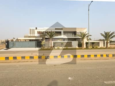 In DHA Phase 6 - Block F House Sized 2 Kanal For rent