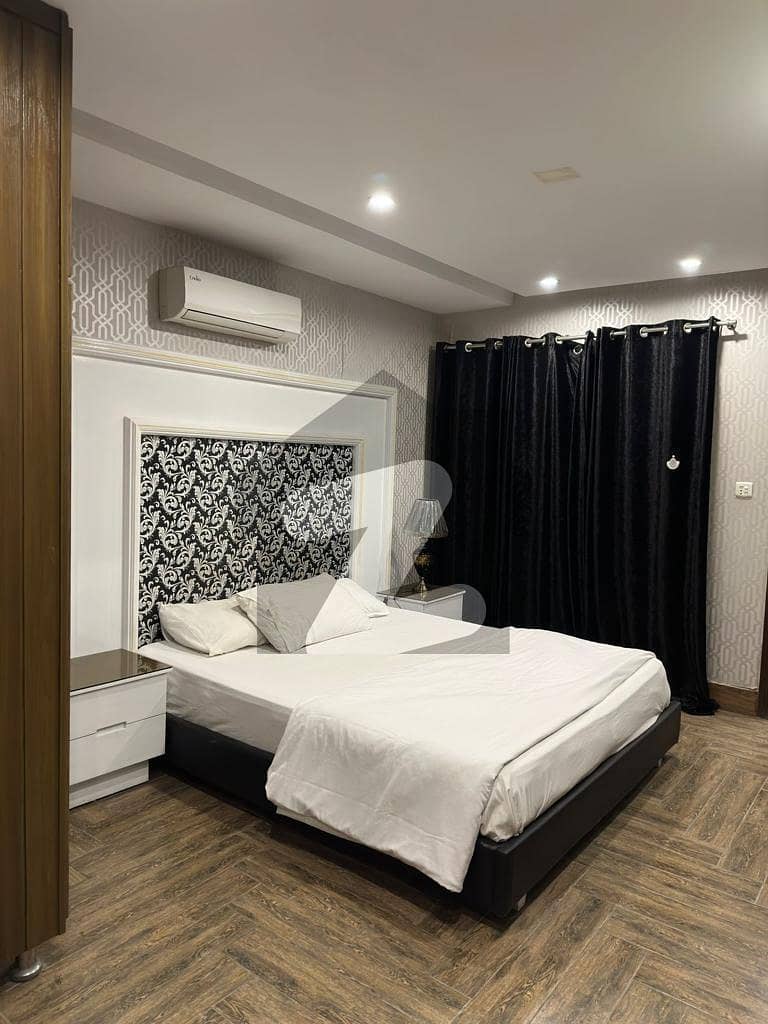 Room In Bahria Town - Sector E For rent