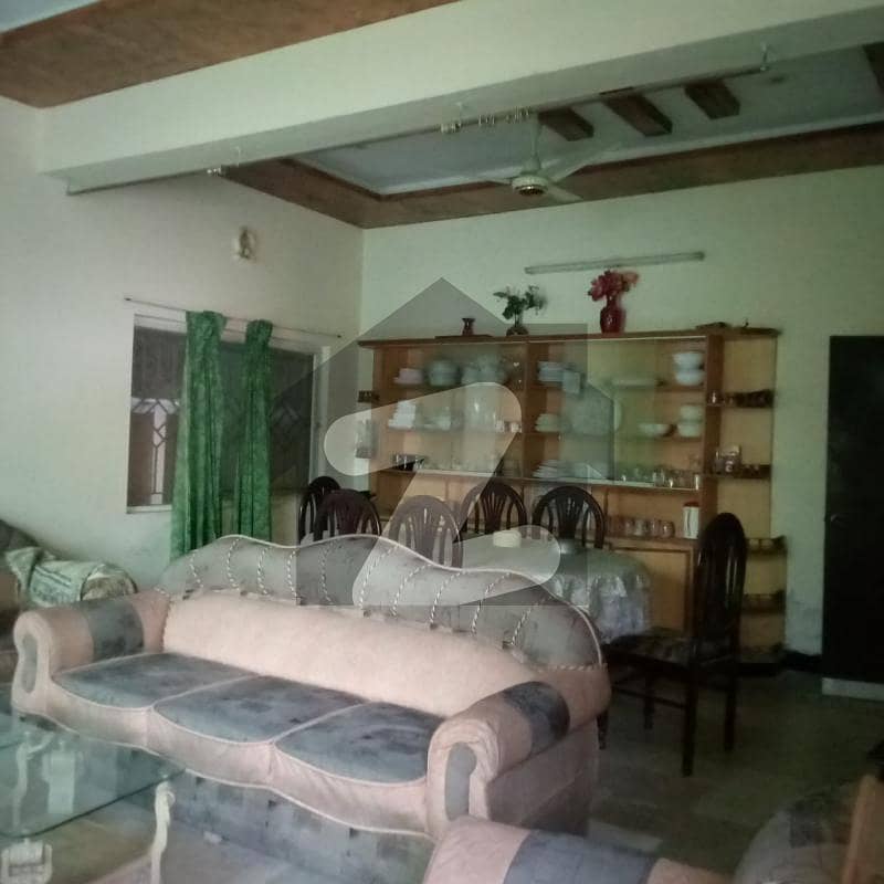 1 Kanal House Available For Sale 1 Kanal House Available For Sale