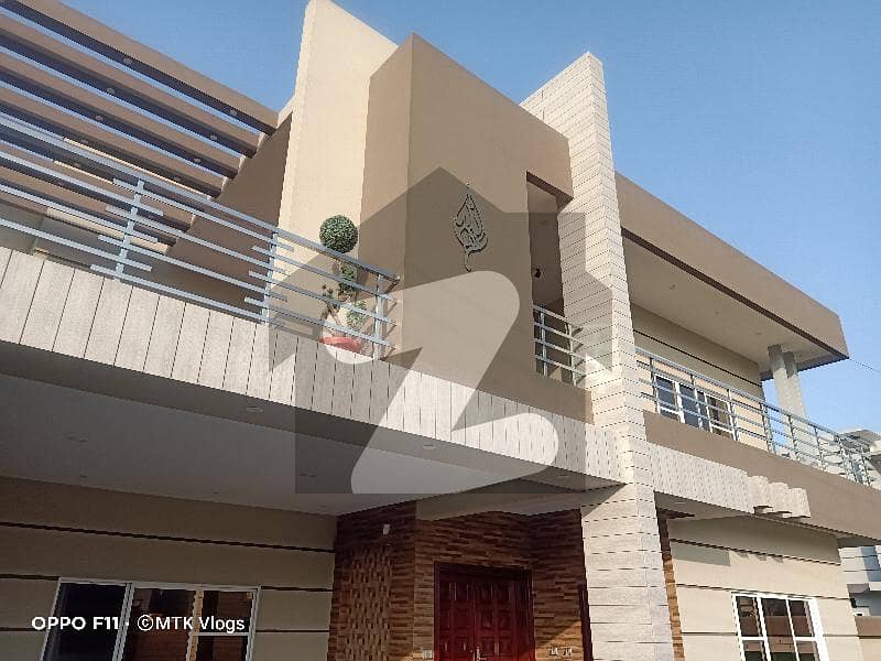 شاہین ہاؤسنگ سکیم ورسک روڈ پشاور میں 8 کمروں کا 1 کنال مکان 4.9 کروڑ میں برائے فروخت۔