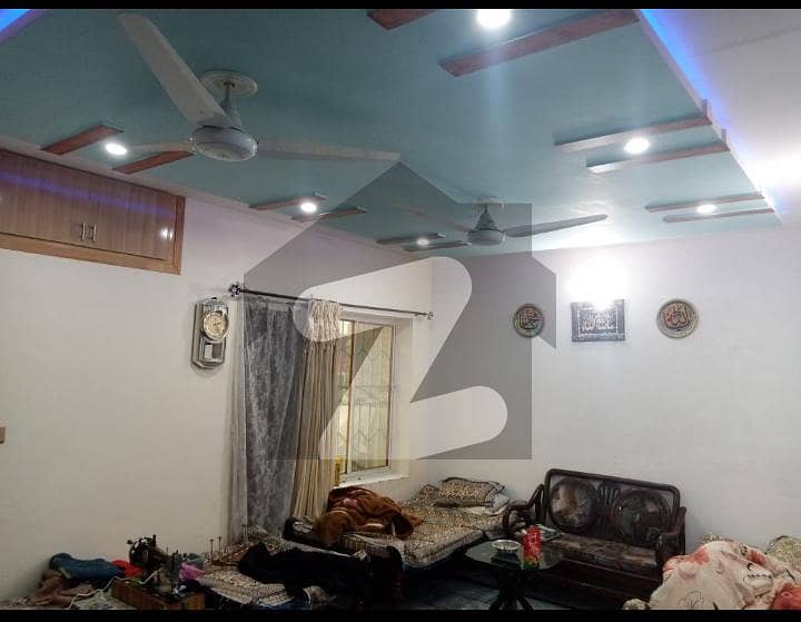 آئی ۔ 12 اسلام آباد میں 4 کمروں کا 3 مرلہ مکان 1.2 کروڑ میں برائے فروخت۔