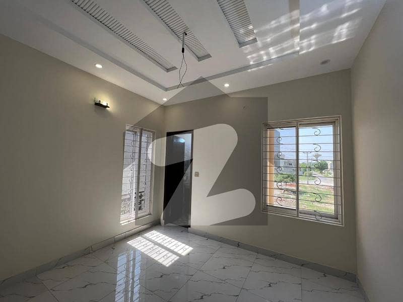 1 Marla Good Location Shop Available For Rent In Canal Garden Near Bahria Town Lahore