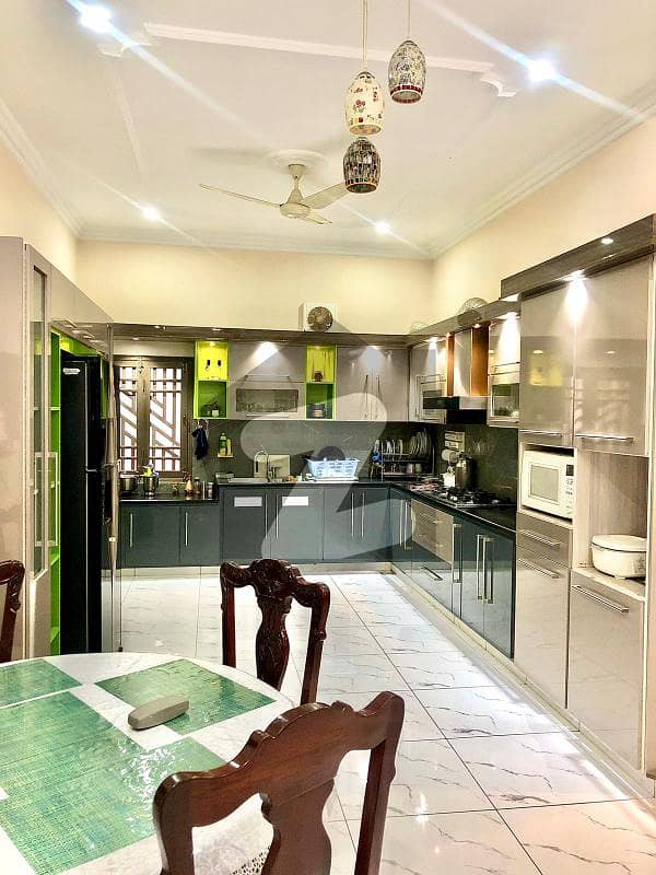 Good 3600 Square Feet House For Sale In GulistanEJauhar Block 2
