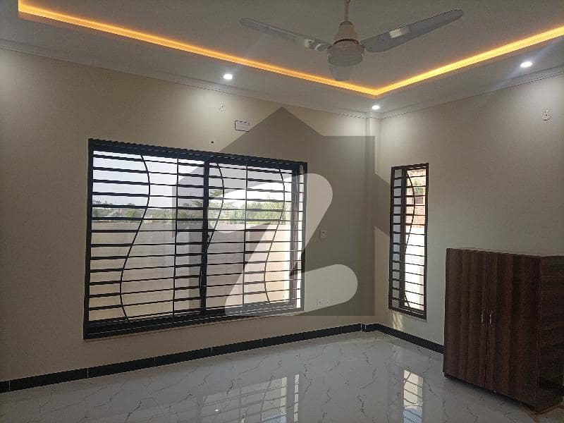 1 Kanal Upper Portion Available For Rent in DHA Phase II Islamabad.