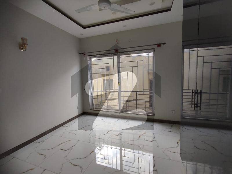Bahira Town Rawalpindi phase 8 brand new 7 mrla upper portion available for rent