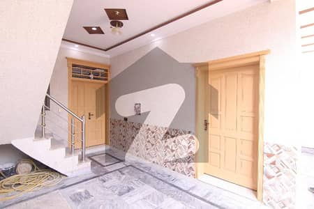 ائیرپورٹ ہاؤسنگ سوسائٹی راولپنڈی میں 3 کمروں کا 5 مرلہ مکان 30 ہزار میں کرایہ پر دستیاب ہے۔
