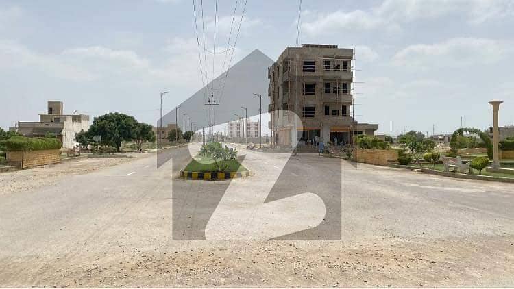 فلکناز ڈریمز ملیر کراچی میں 13 مرلہ کمرشل پلاٹ 2.35 کروڑ میں برائے فروخت۔