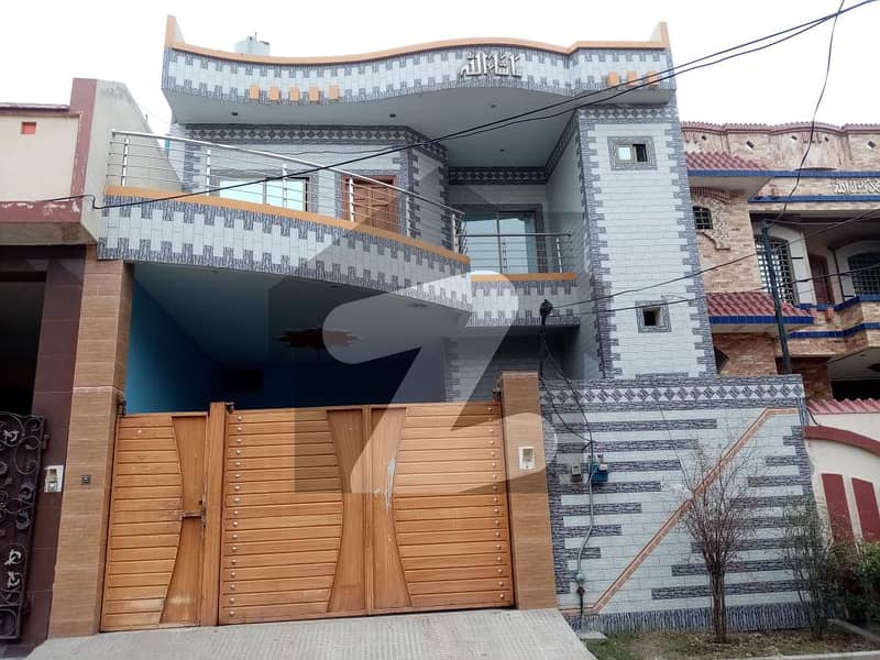 A Well Designed Lower Portion Is Up For Rent In An Ideal Location In Rehman Gardens