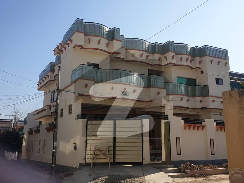 12 Marla Corner House For Sale In Hayatabad Phase 1