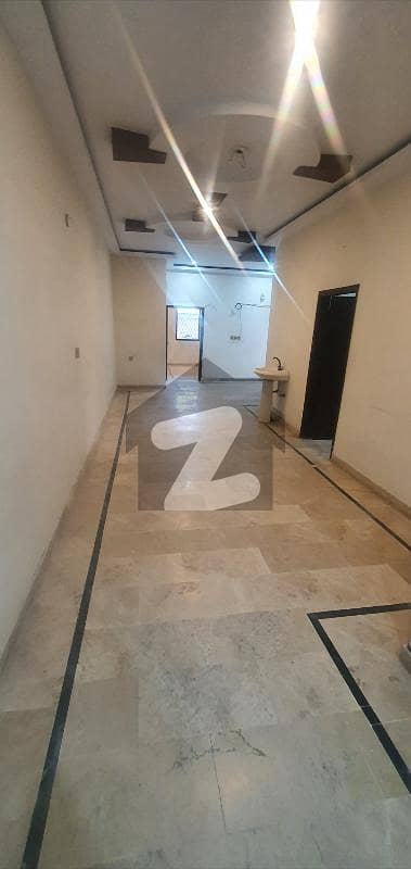 Nazimabad No. 4 3 Bedroom Drawing Room Lounge Portion Available For Rent
