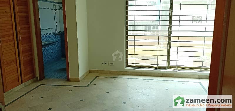 9 Marla Double Storey House In Ghalib Market Near A2 Ground Xinhua Mall