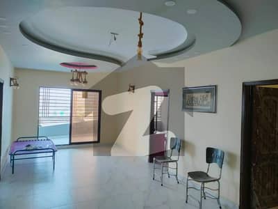رینبو کلاسک هومز گلشنِ معمار گداپ ٹاؤن کراچی میں 3 کمروں کا 8 مرلہ فلیٹ 1.9 کروڑ میں برائے فروخت۔