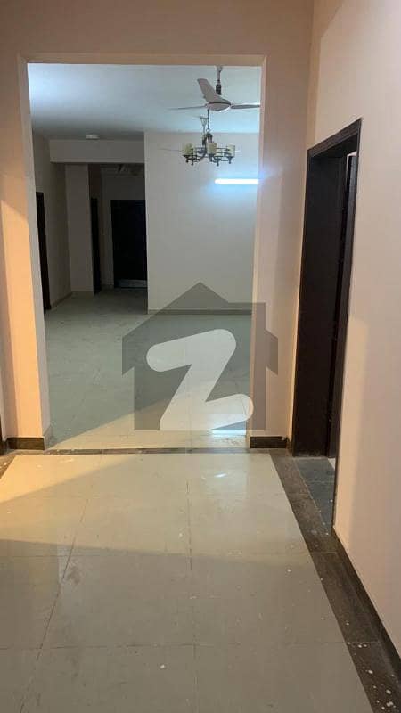 عسکری 5 ملیر کنٹونمنٹ کینٹ کراچی میں 5 کمروں کا 15 مرلہ مکان 7.9 کروڑ میں برائے فروخت۔