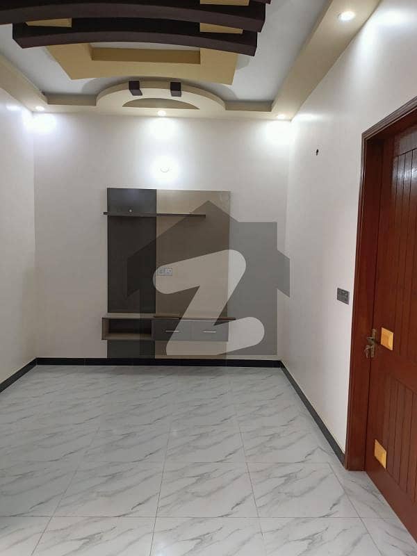 سعد آباد کوآپریٹو ہاؤسنگ سوسائٹی سکیم 33 کراچی میں 4 کمروں کا 5 مرلہ مکان 2.2 کروڑ میں برائے فروخت۔