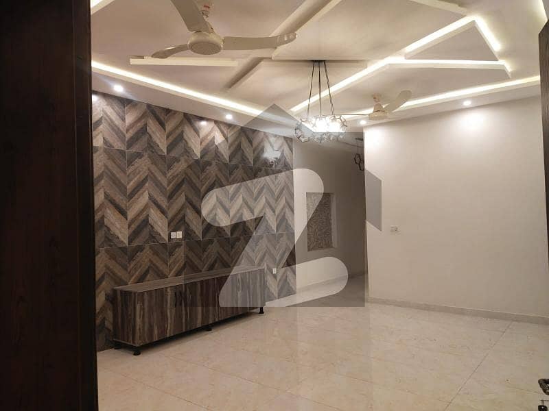 10 Marla Brand New House For Rent Nawab Town