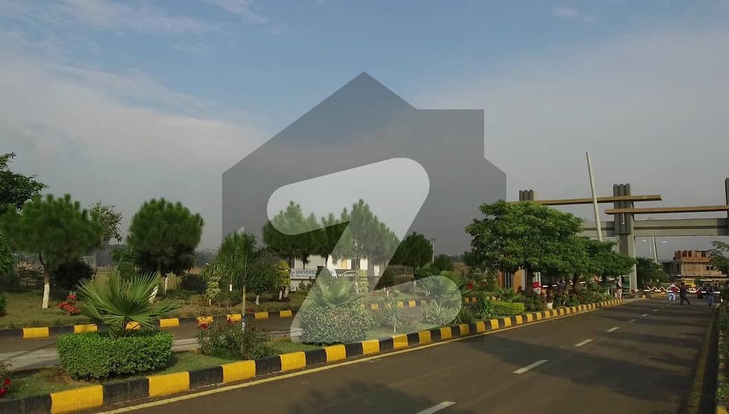 4500 Square Feet Residential Plot Situated In University Town - Block C For sale