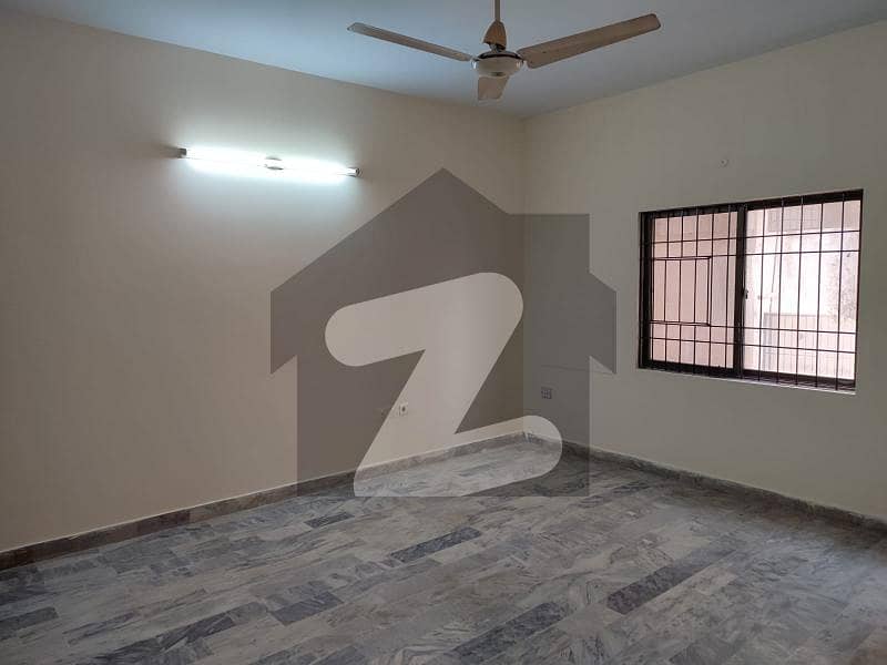 2 Bed 2nd Floor Flat For Rent In Dha