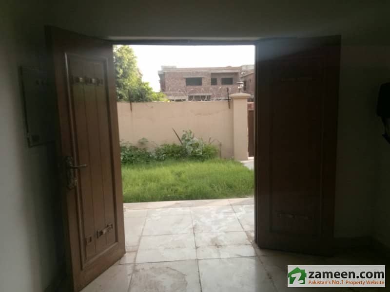 1 Kanal House For Rent In Falcon Complex PAF Falcon Complex, Gulberg, Lahore ID11310140