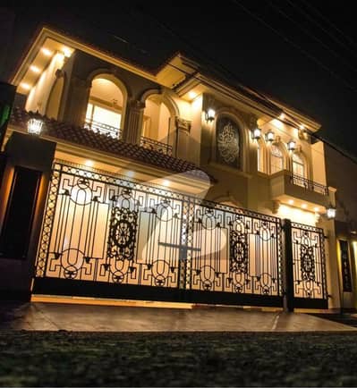 10 Marla Spanish House For Sale In Punjab Corporative Housing Society Near Dha Phase 4