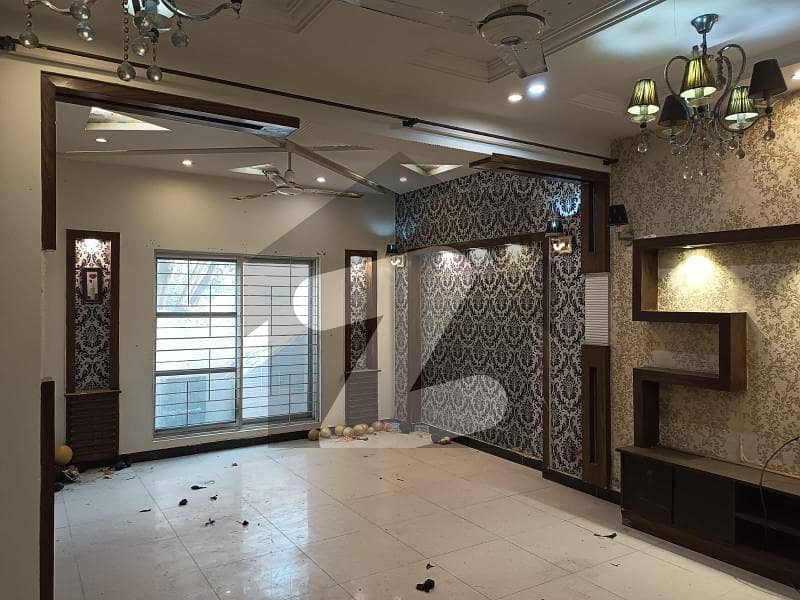 422 Square Feet Flat Fifth Floor For Sale In Overseas Enclave Overseas A Bahria Town Lahore