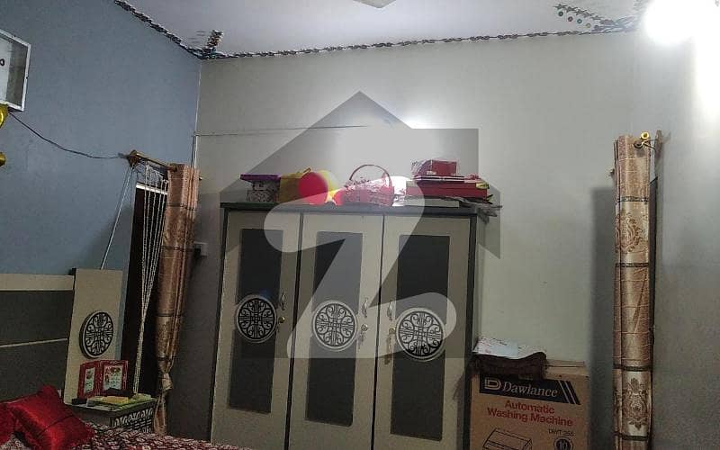 دہلی سوداگرن سوسائٹی شاہ فیصل ٹاؤن کراچی میں 2 کمروں کا 3 مرلہ فلیٹ 55 لاکھ میں برائے فروخت۔