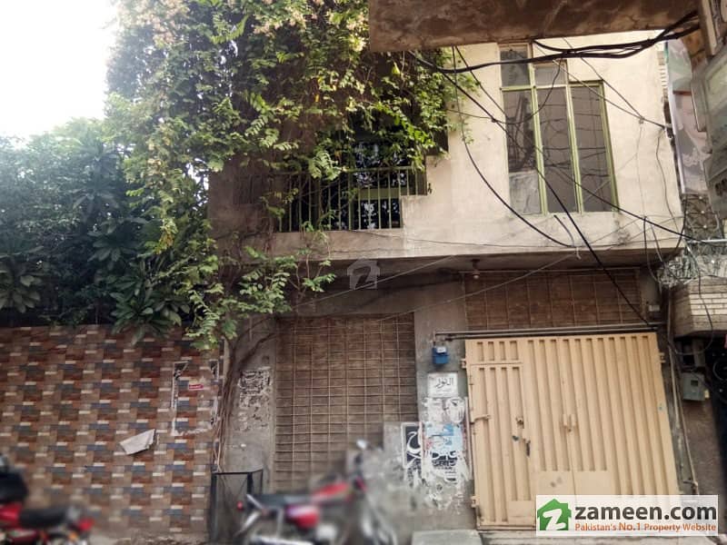 Double Storey Old House For Sale In Islampura