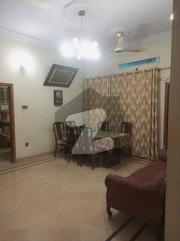 نارتھ ناظم آباد ۔ بلاک ایل نارتھ ناظم آباد کراچی میں 3 کمروں کا 11 مرلہ مکان 4.2 کروڑ میں برائے فروخت۔