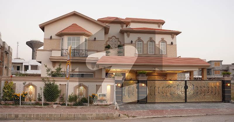 1.2 Kanal Boulevard Spanish Villa For Sale In Bahria Town Phase 8