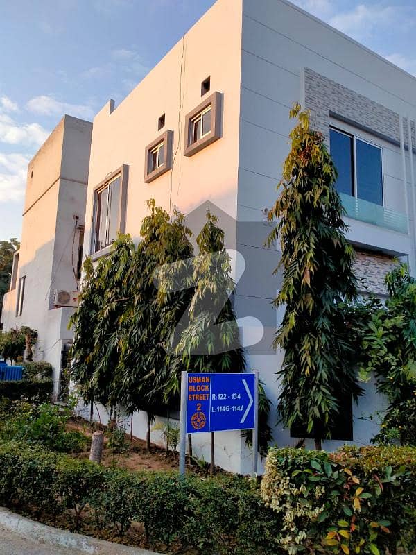 BEAUTIFUL HOUSE FOR SALE IN USMAN BLOCK Bahria Town Usman Block
